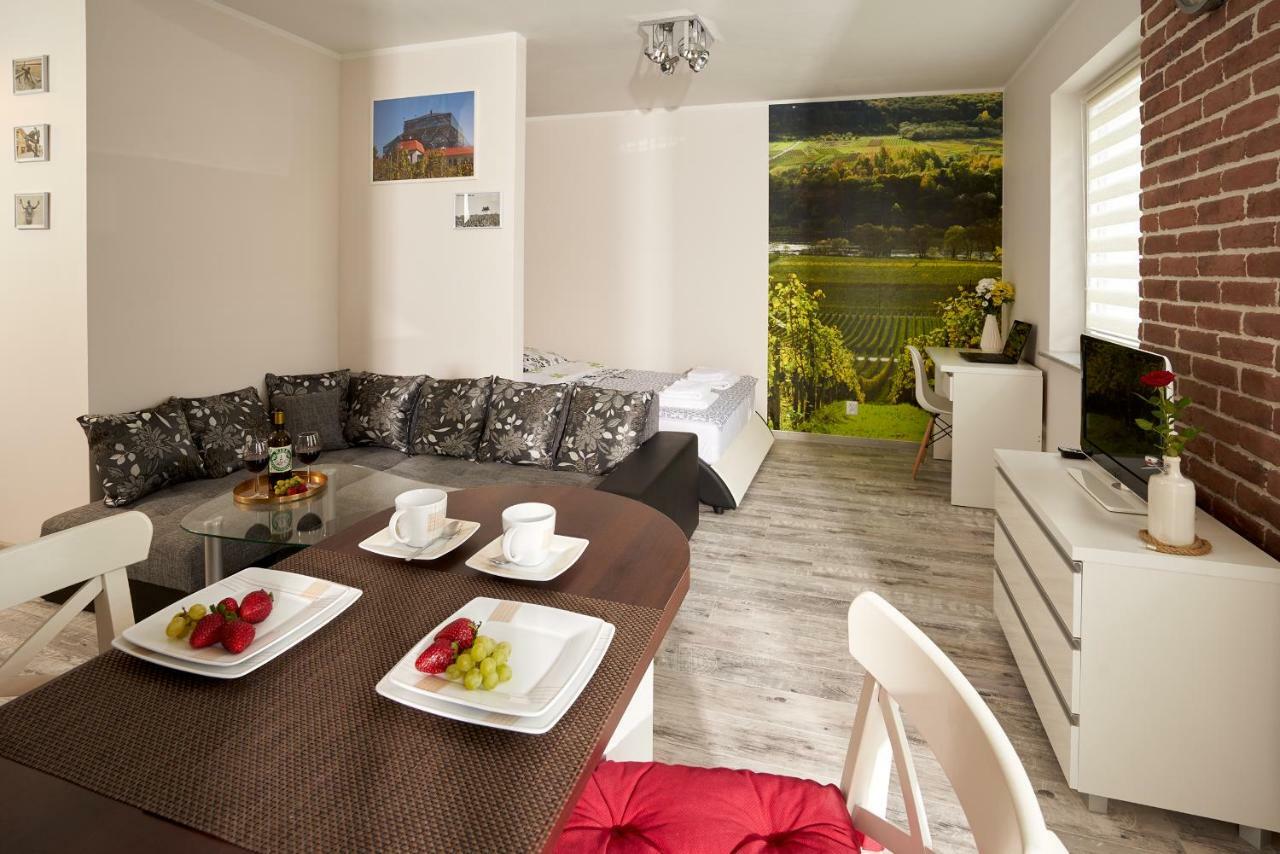 Apartament Winnica 锡隆纳葛拉 外观 照片